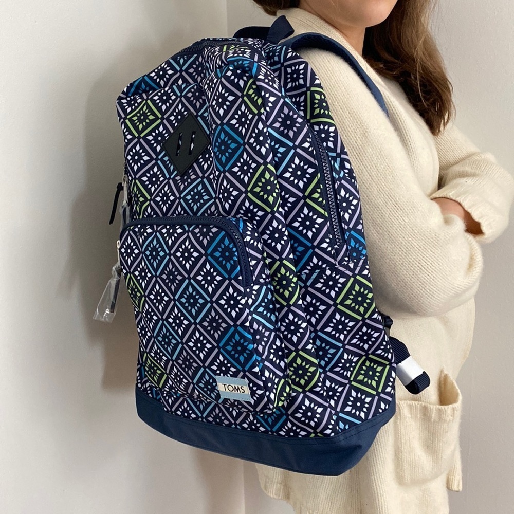Toms bag nwt navy multi tile backpack